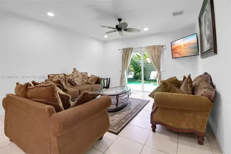 1382 SE 26th Road Homestead FL 33035