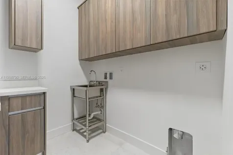 8230 SW 193rd Terrace Cutler Bay FL 33157