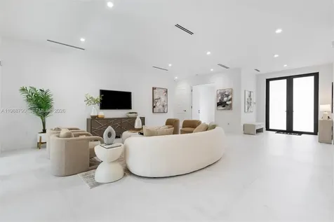8230 SW 193rd Terrace Cutler Bay FL 33157