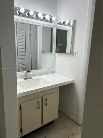 6001 Shakerwood Circle Tamarac FL 33319