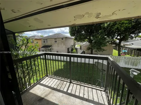 6001 Shakerwood Circle Tamarac FL 33319