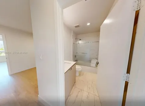 2505 NE 193rd Street Miami FL 33180