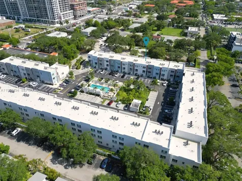 2505 NE 193rd Street Miami FL 33180