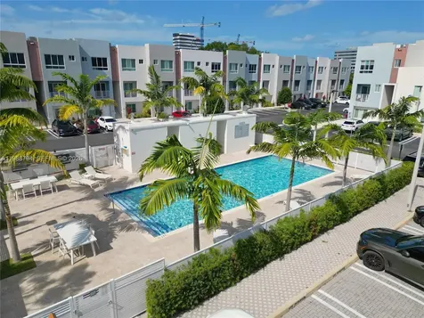 2505 NE 193rd Street Miami FL 33180