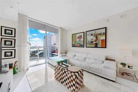 253 NE 2nd Street Miami FL 33132