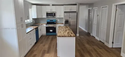 191 NW 60th Avenue Miami FL 33126