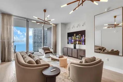 300 Biscayne Boulevard Way Miami FL 33131