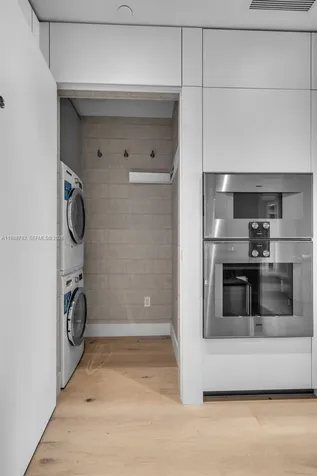 300 Biscayne Boulevard Way Miami FL 33131