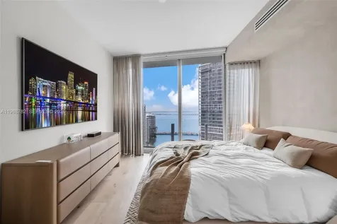 300 Biscayne Boulevard Way Miami FL 33131