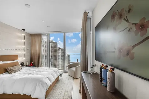300 Biscayne Boulevard Way Miami FL 33131