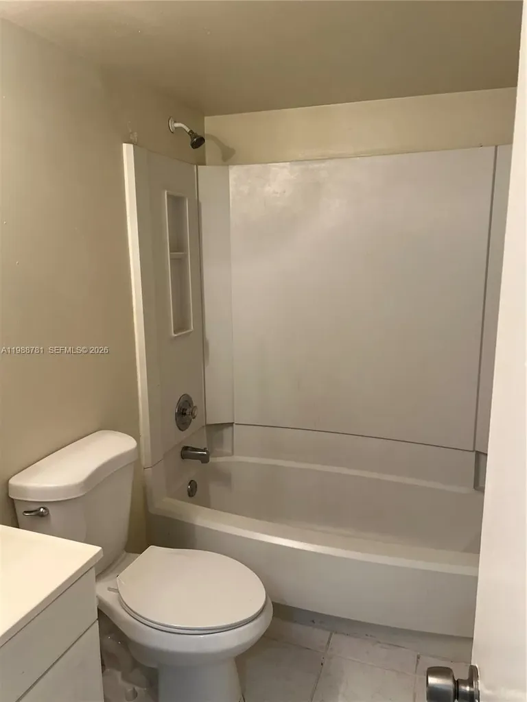 2701 Riverside Drive Coral Springs FL 33065