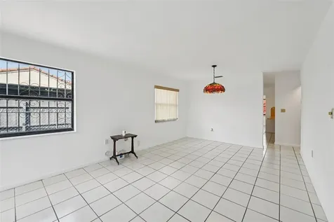 9585 SW 1st Terrace Miami FL 33174
