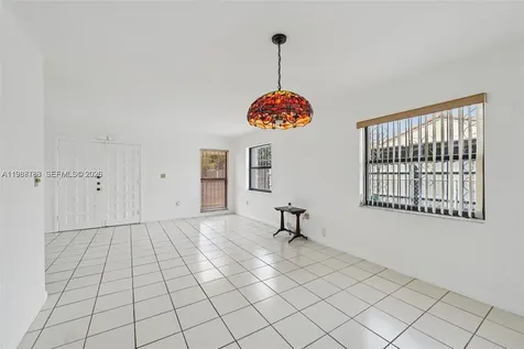 9585 SW 1st Terrace Miami FL 33174