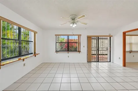 9585 SW 1st Terrace Miami FL 33174
