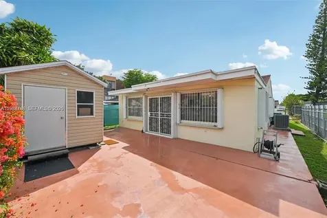 9585 SW 1st Terrace Miami FL 33174