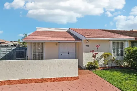 9585 SW 1st Terrace Miami FL 33174