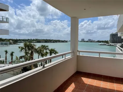 6820 Indian Creek Drive Miami Beach FL 33141