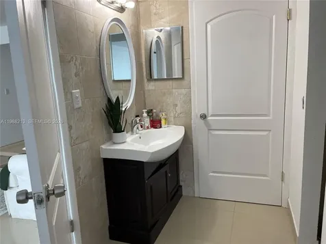 6820 Indian Creek Drive Miami Beach FL 33141