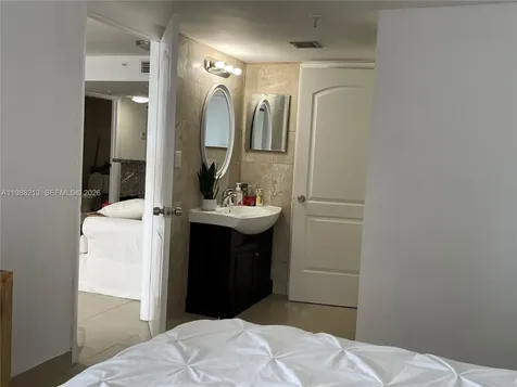 6820 Indian Creek Drive Miami Beach FL 33141