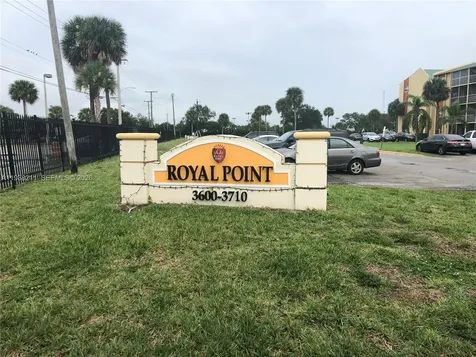 3610 NW 21st Street Lauderdale Lakes FL 33311