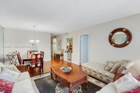 7703 Camino Real Miami FL 33143