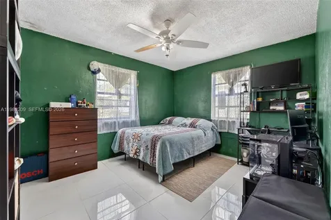 26672 SW 137th Court Miami FL 33032