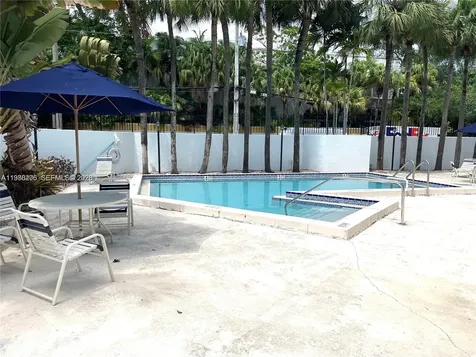 2715 Tigertail Avenue Coconut Grove FL 33133
