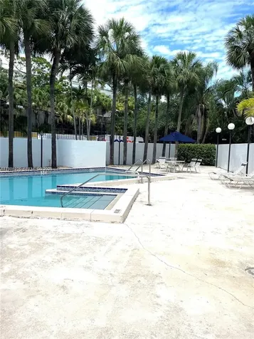 2715 Tigertail Avenue Coconut Grove FL 33133