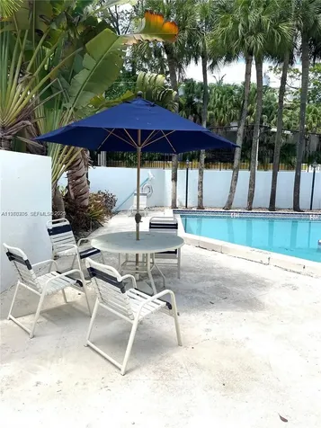 2715 Tigertail Avenue Coconut Grove FL 33133