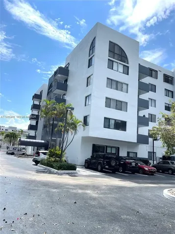 2715 Tigertail Avenue Coconut Grove FL 33133