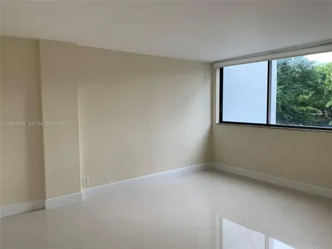 2715 Tigertail Avenue Coconut Grove FL 33133