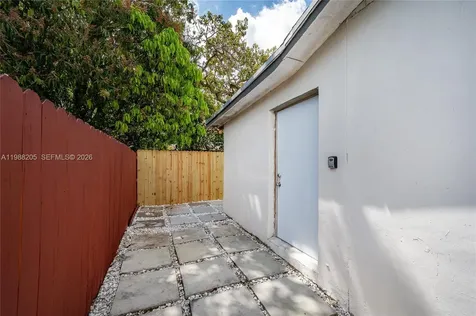 10954 SW 157th Terrace Miami FL 33157