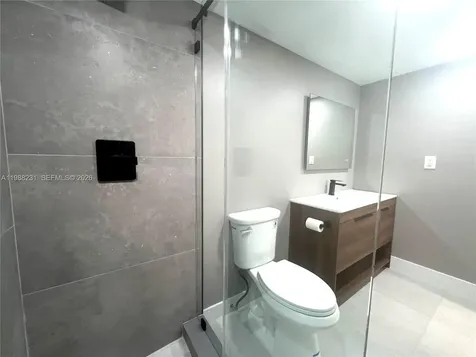 2401 Collins Avenue Miami Beach FL 33140