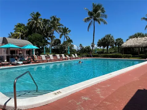 2401 Collins Avenue Miami Beach FL 33140