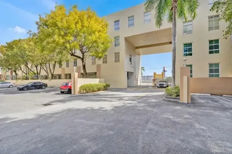 7420 W 20th Avenue Hialeah FL 33016