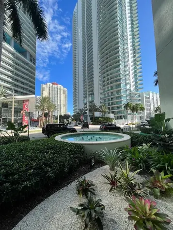 218 SE 14th Street Miami FL 33131