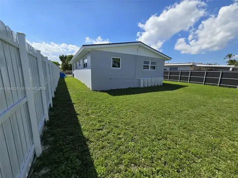 3245 SW 88th Court Miami FL 33165
