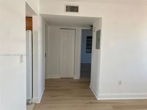 7626 Byron Avenue Miami Beach FL 33141