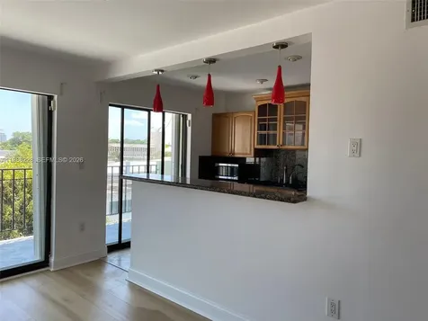 7626 Byron Avenue Miami Beach FL 33141