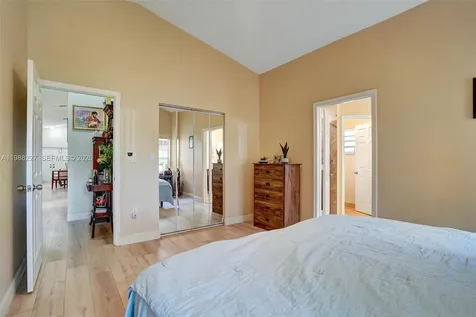 20401 SW 1st Street Pembroke Pines FL 33029