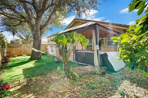 20401 SW 1st Street Pembroke Pines FL 33029