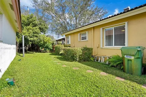 20401 SW 1st Street Pembroke Pines FL 33029