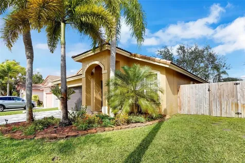 20401 SW 1st Street Pembroke Pines FL 33029