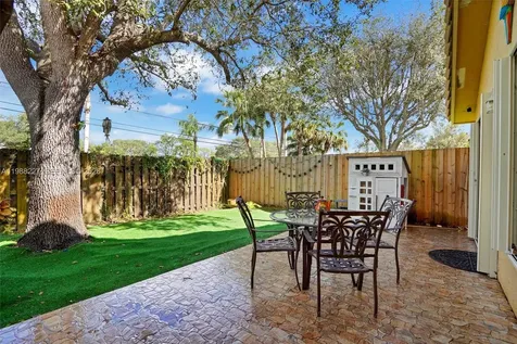 20401 SW 1st Street Pembroke Pines FL 33029