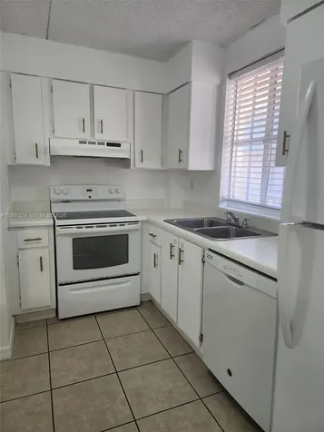 6195 NW 186th Street Hialeah FL 33015