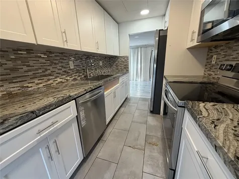 853 NW 81st Terrace Plantation FL 33324