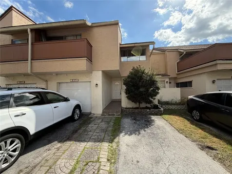 853 NW 81st Terrace Plantation FL 33324