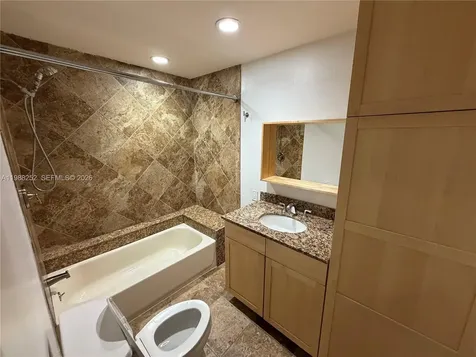 853 NW 81st Terrace Plantation FL 33324