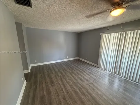 853 NW 81st Terrace Plantation FL 33324