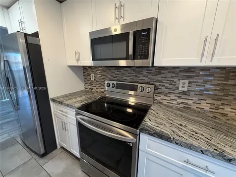 853 NW 81st Terrace Plantation FL 33324
